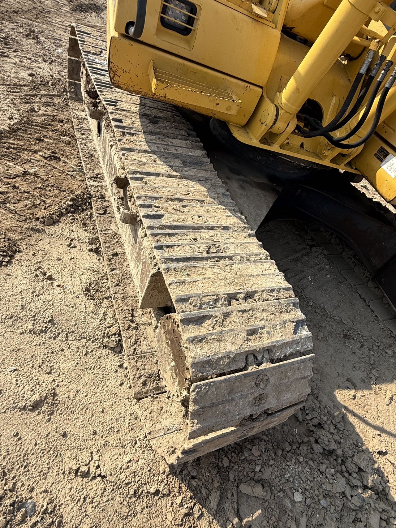 Buy Komatsu PC130-7 Used Excavator / 8