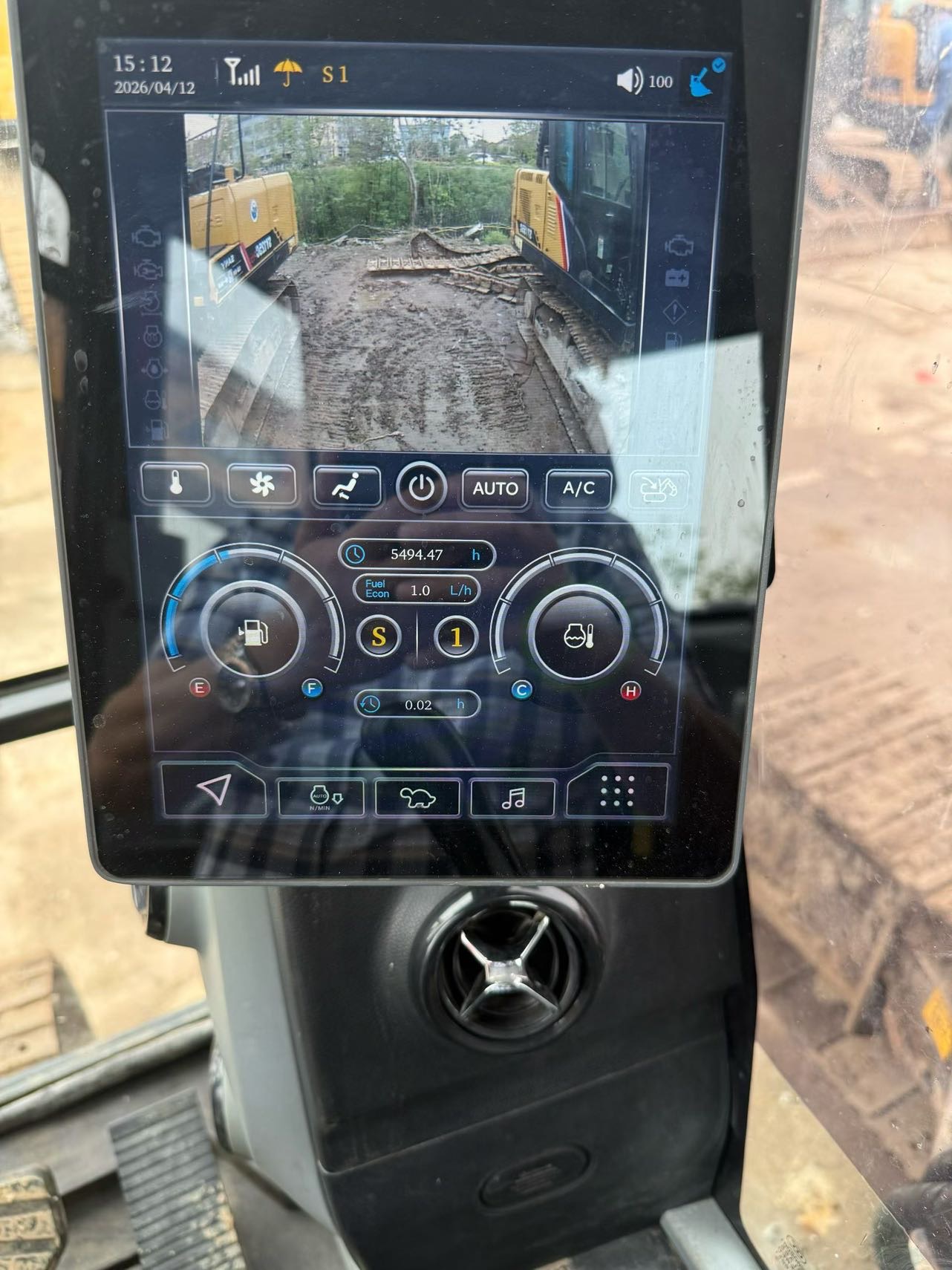 Buy Sany SY135 Used Excavator / 3