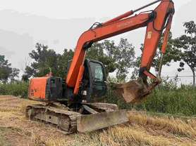 Buy Hitachi ZX70-5G Used Excavator / 2 Buy Hitachi ZX70-5G Used Excavator / 2