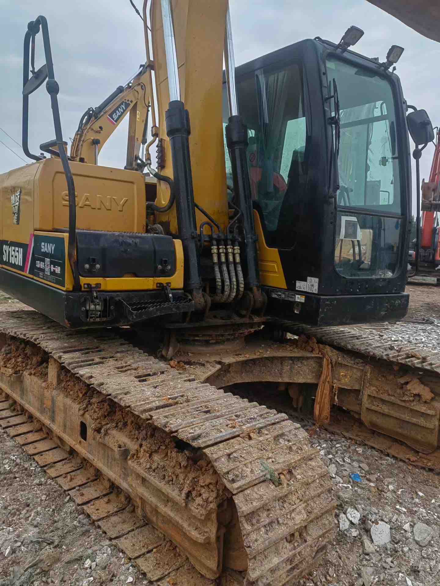 Buy Sany C135-10 Used Excavator / 2