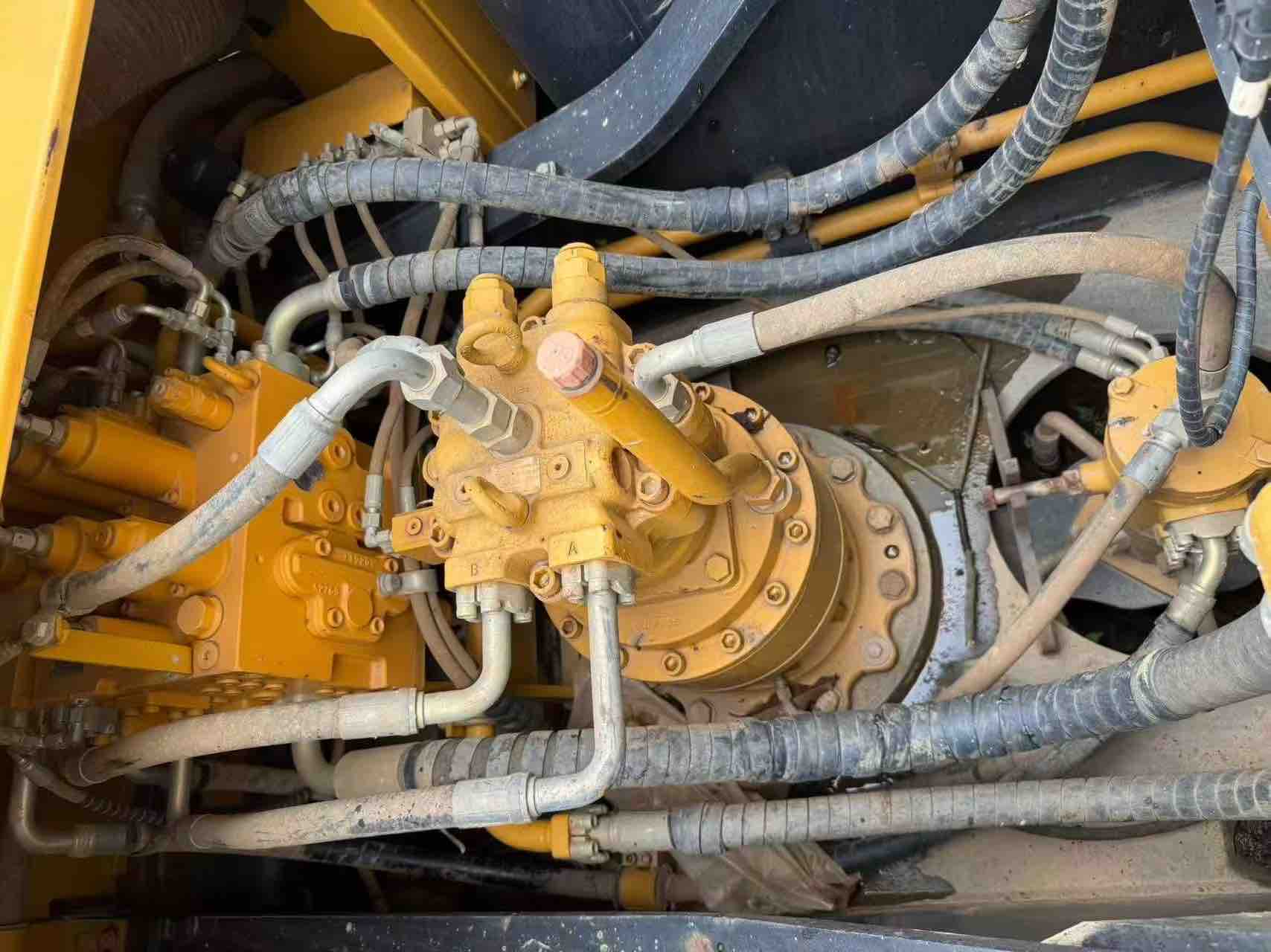 Buy Sany SY245H Used Excavator / 4