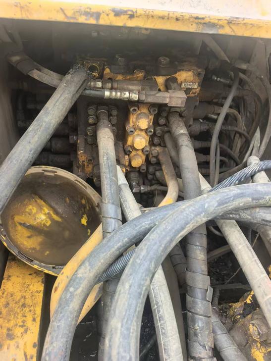 Buy Komatsu PC200-8N1 Used Excavator / 1