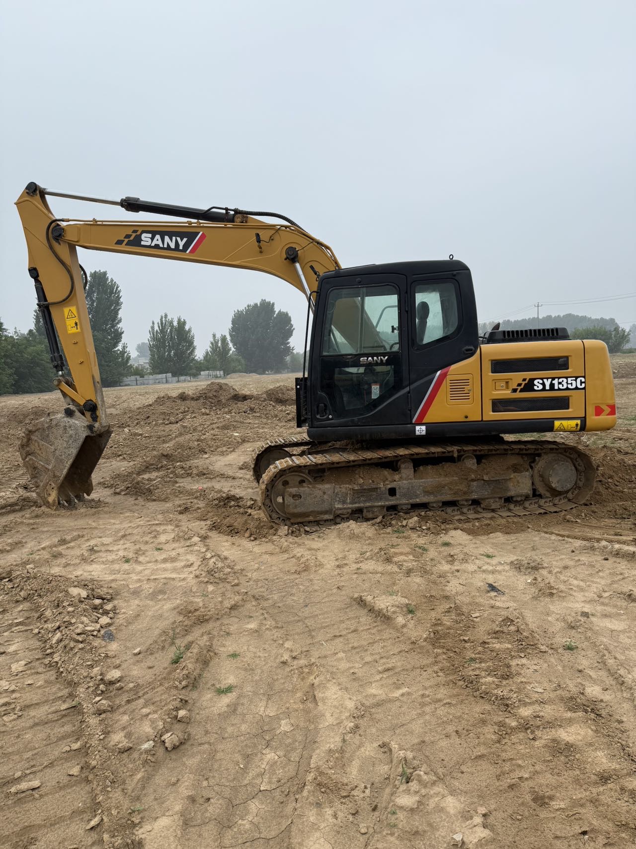 Buy Sany C135-10 Used Excavator / 5