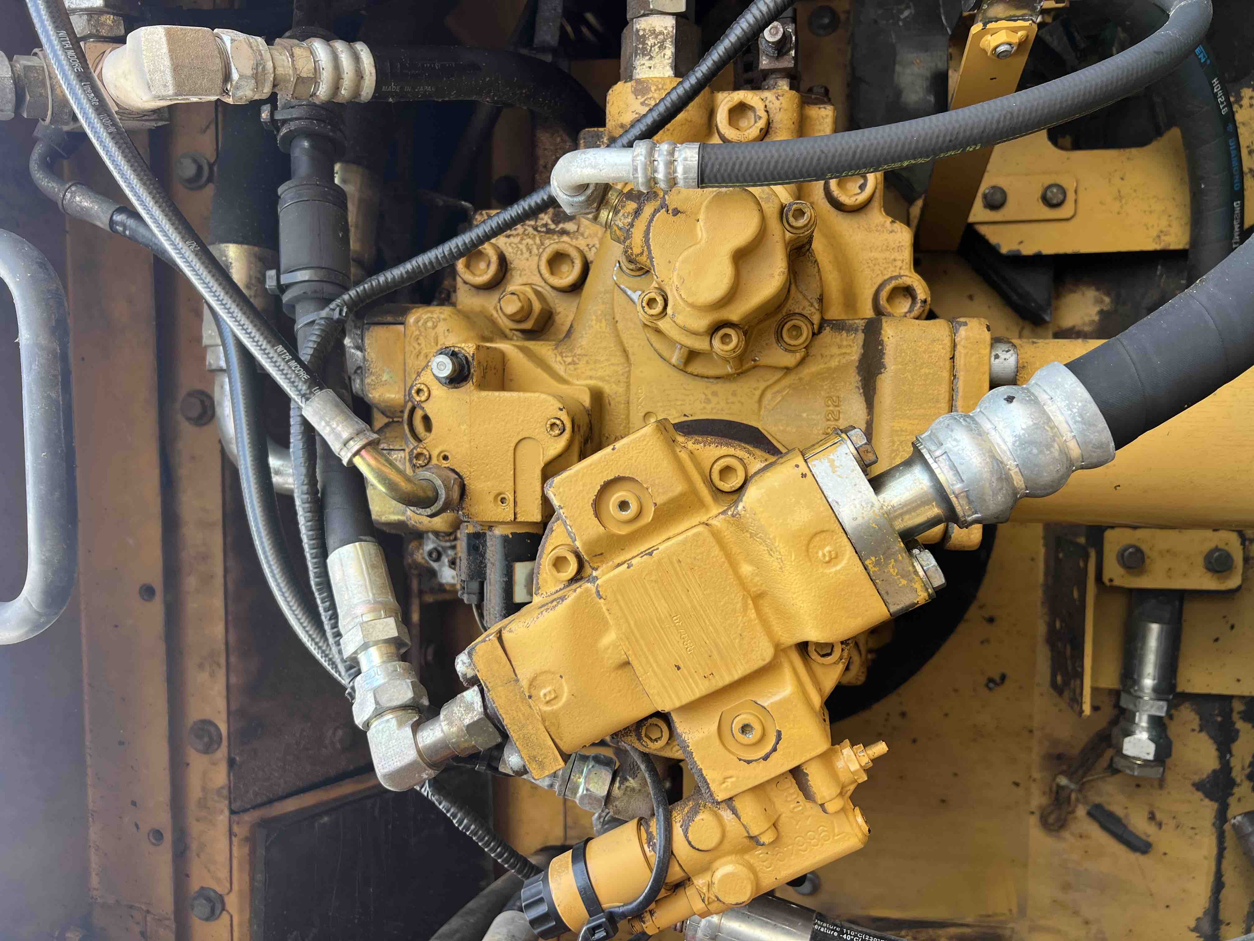 Buy Caterpillar 330D Used Excavator / 3