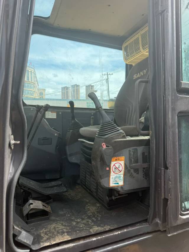 Buy Sany SY60 Used Excavator / 2