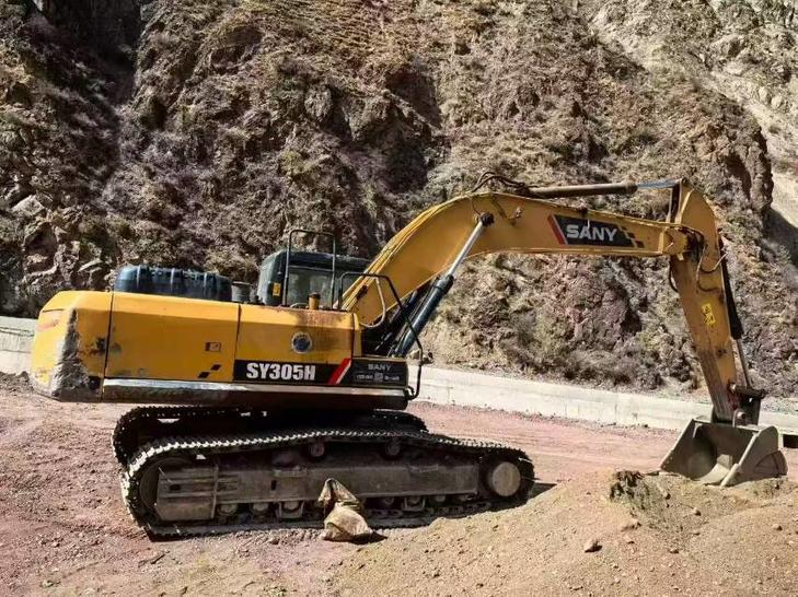 Buy Sany SY245H Used Excavator / 1