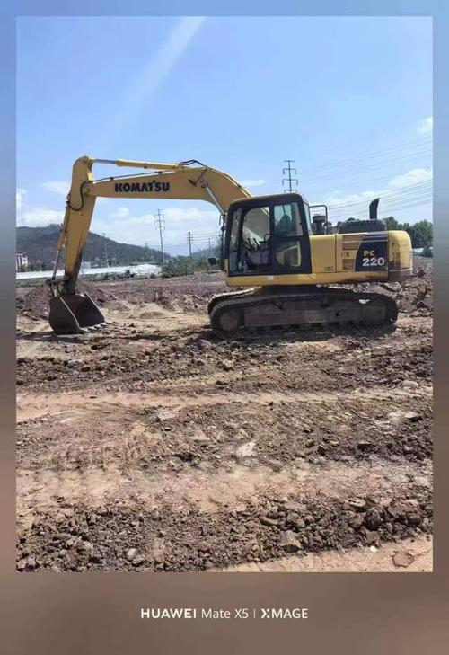 Buy Komatsu PC200-8N1 Used Excavator / 1