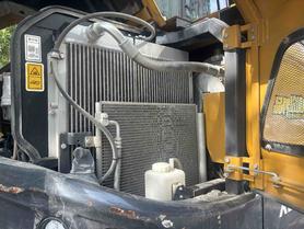 Buy XCMG XE60WA Used Excavator / 12 Buy XCMG XE60WA Used Excavator / 12