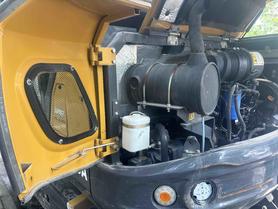 Buy XCMG XE60WA Used Excavator / 11 Buy XCMG XE60WA Used Excavator / 11