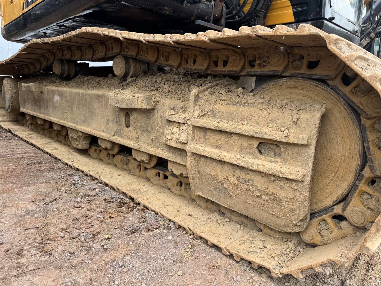 Buy Sany SY200C Used Excavator / 9