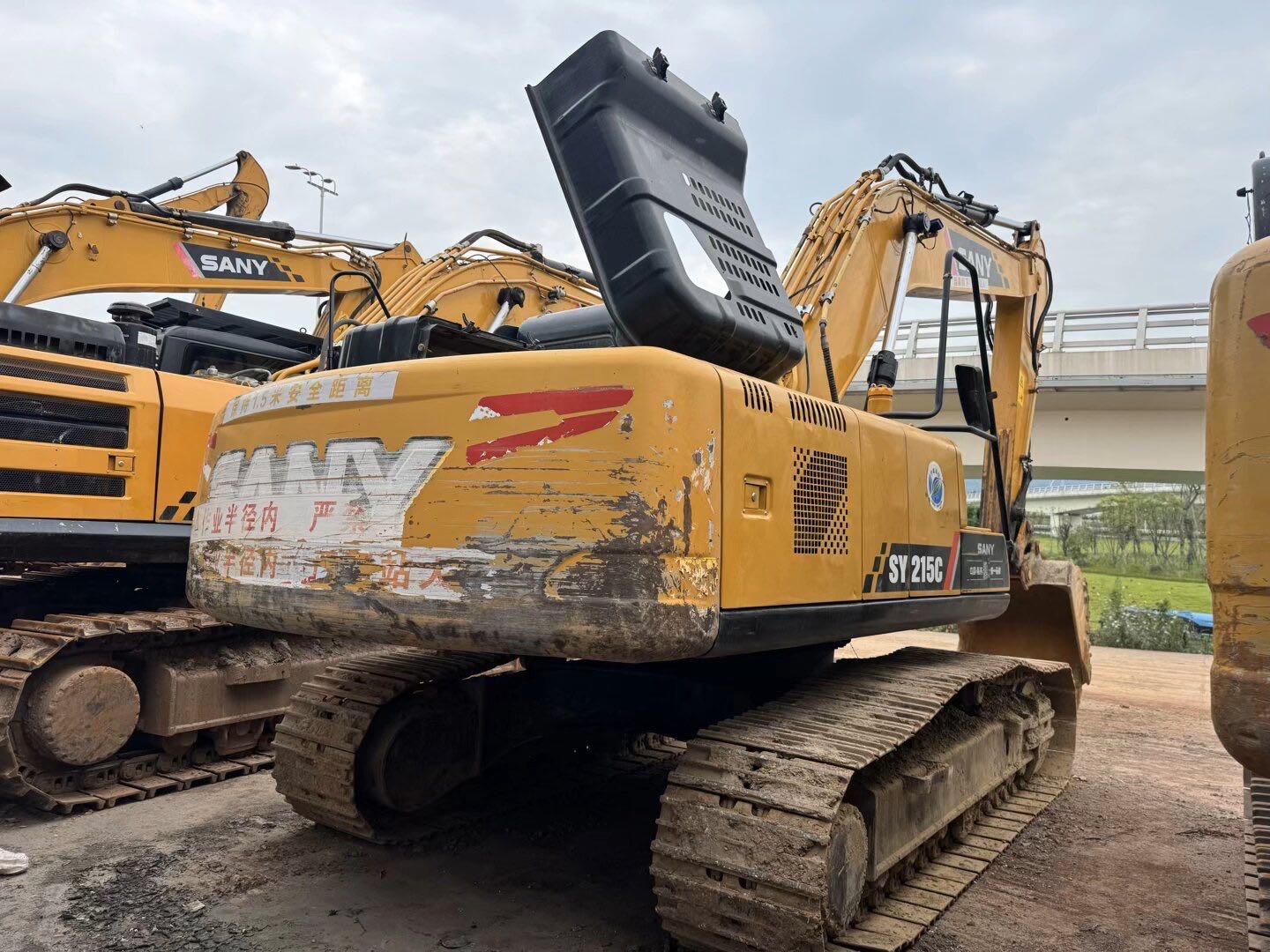 Buy Sany SY200C Used Excavator / 3