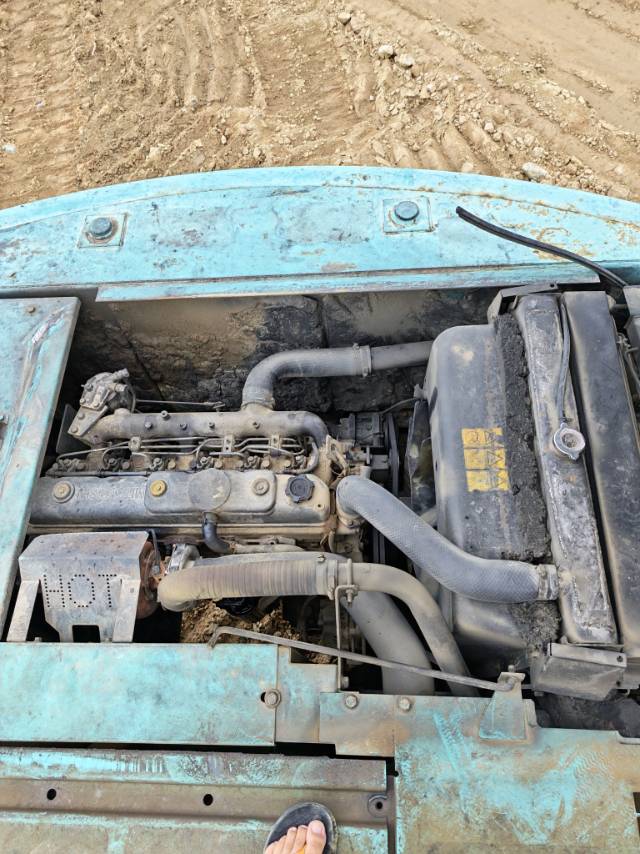 Buy Kobelco 200-8 Used Excavator / 4