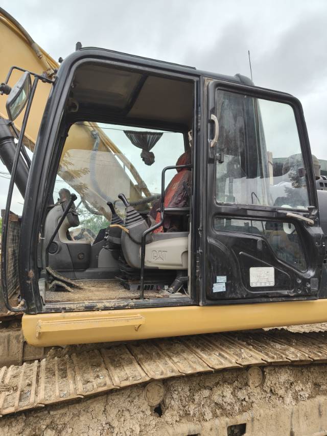 Buy Caterpillar 329E Used Excavator / 3