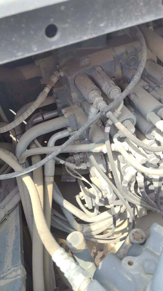 Buy Sumitomo 200A5 Used Excavator / 3
