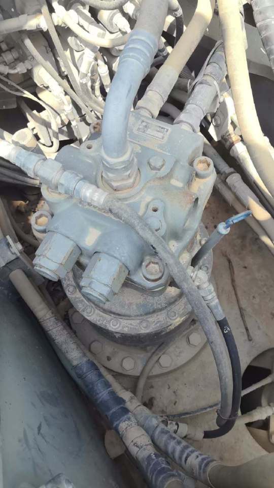 Buy Sumitomo 200A5 Used Excavator / 4