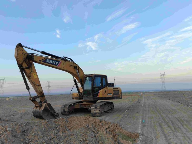 Buy Sany 215C-9 Used Excavator / 1