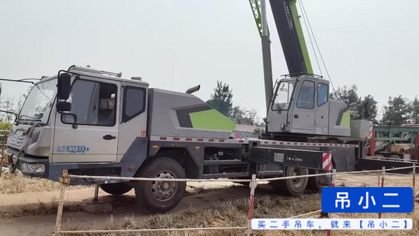 شراء Zoomlion 250A مستعمل رافعة