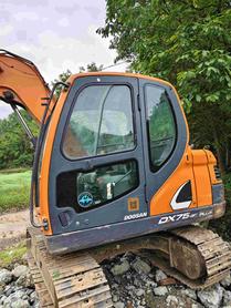 Buy Doosan 75-7 Used Excavator / 12 Buy Doosan 75-7 Used Excavator / 12