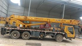 Buy XCMG QY20B Used Crane / 2 Buy XCMG QY20B Used Crane / 2