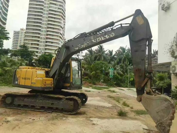 Buy Volvo Used Excavator / 1