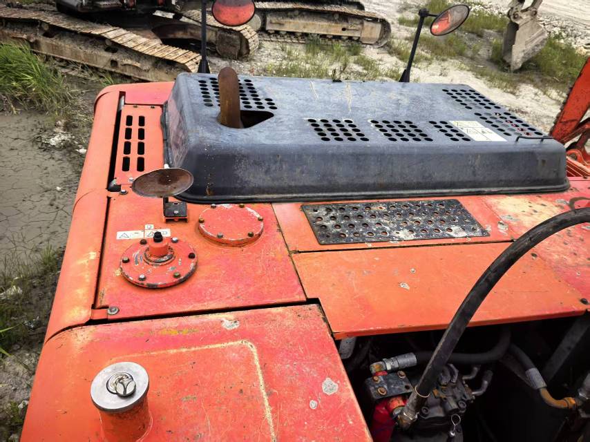 Buy Hitachi ZX260LCH-3G Used Excavator / 3