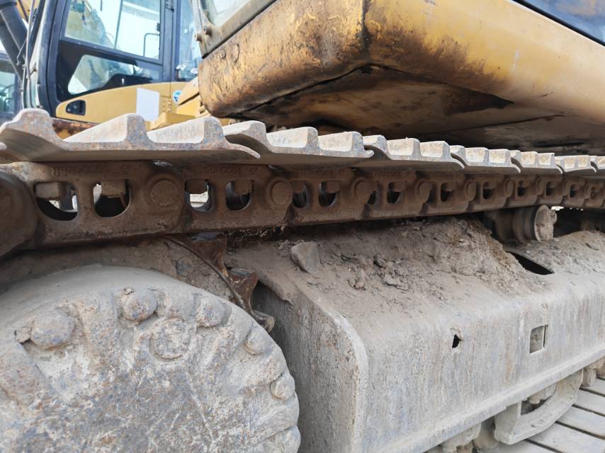 Buy Caterpillar 323D Used Excavator / 9