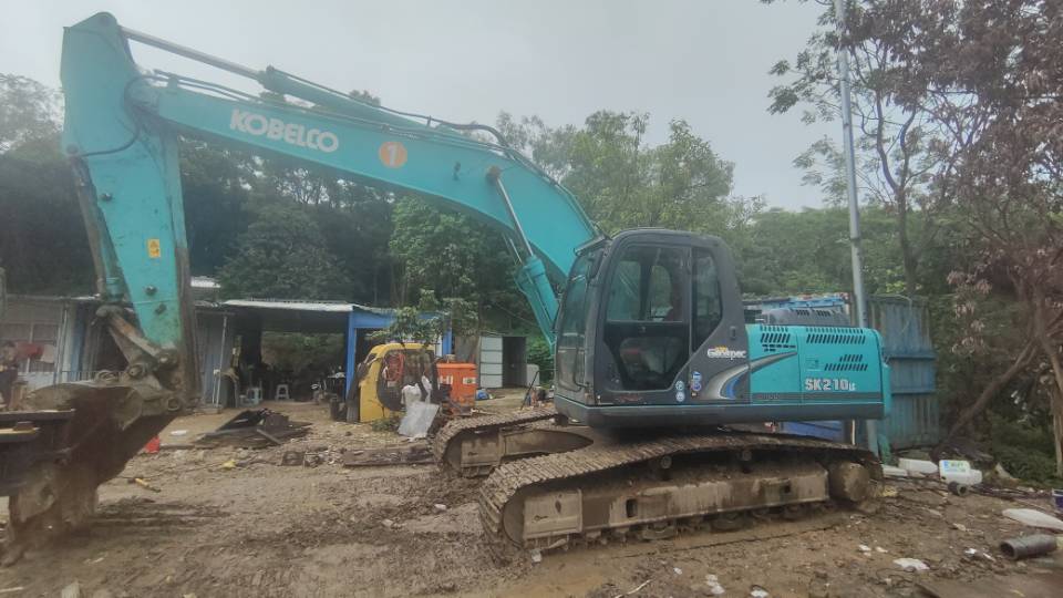 Buy Kobelco 210LC-9 Used Excavator / 2