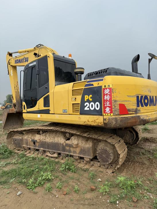 Buy Komatsu PC200-8N1 Used Excavator / 1