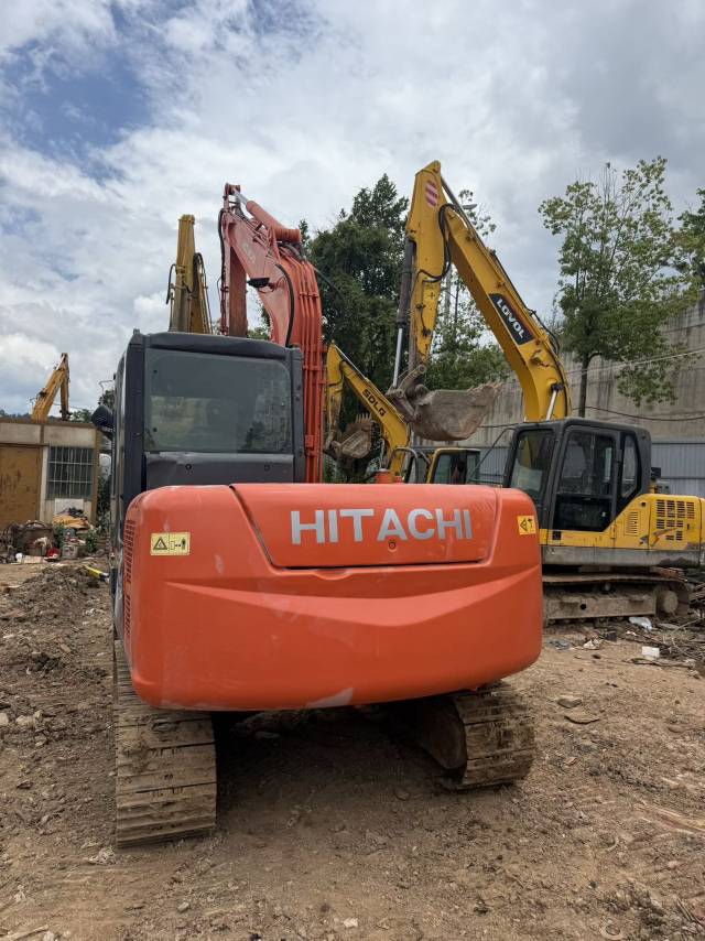 Buy Hitachi ZX60 Used Excavator / 9