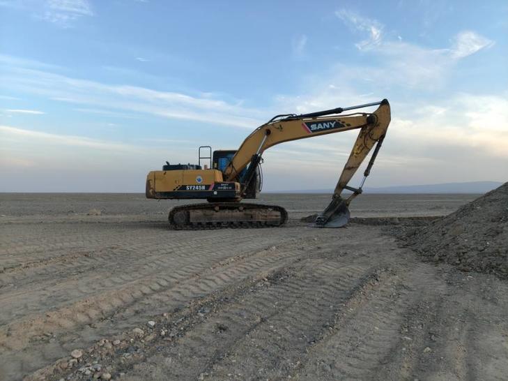 Buy Sany SY215H Used Excavator / 1