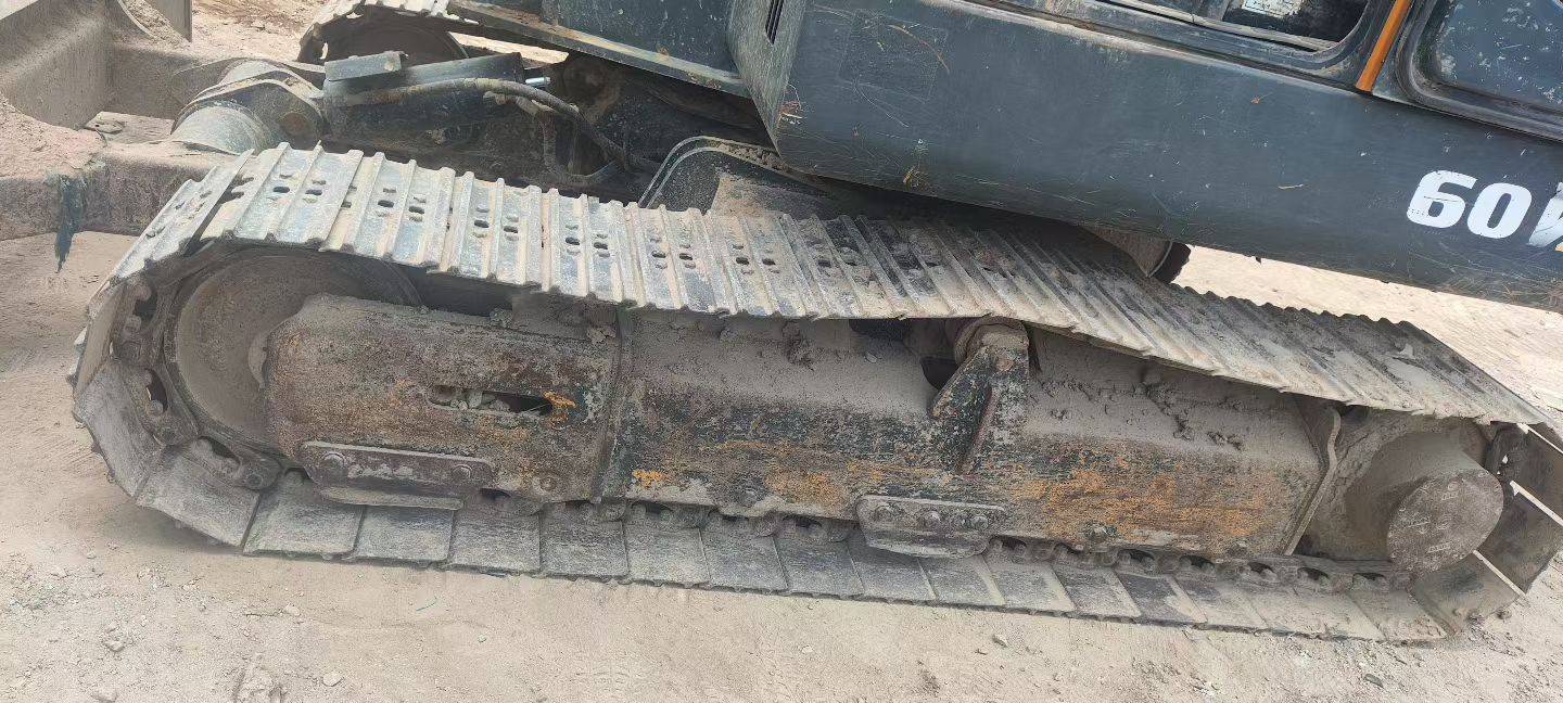 Buy Hyundai R 60VS Used Excavator / 8