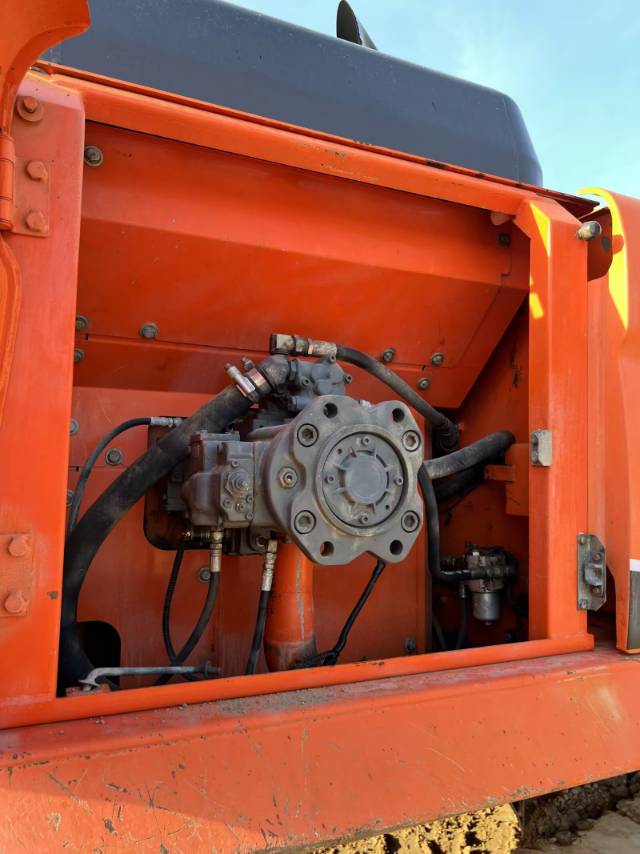 Buy Doosan DX260LC-OEM Used Excavator / 8