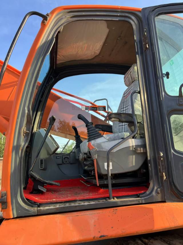 Buy Doosan DX260LC-OEM Used Excavator / 3