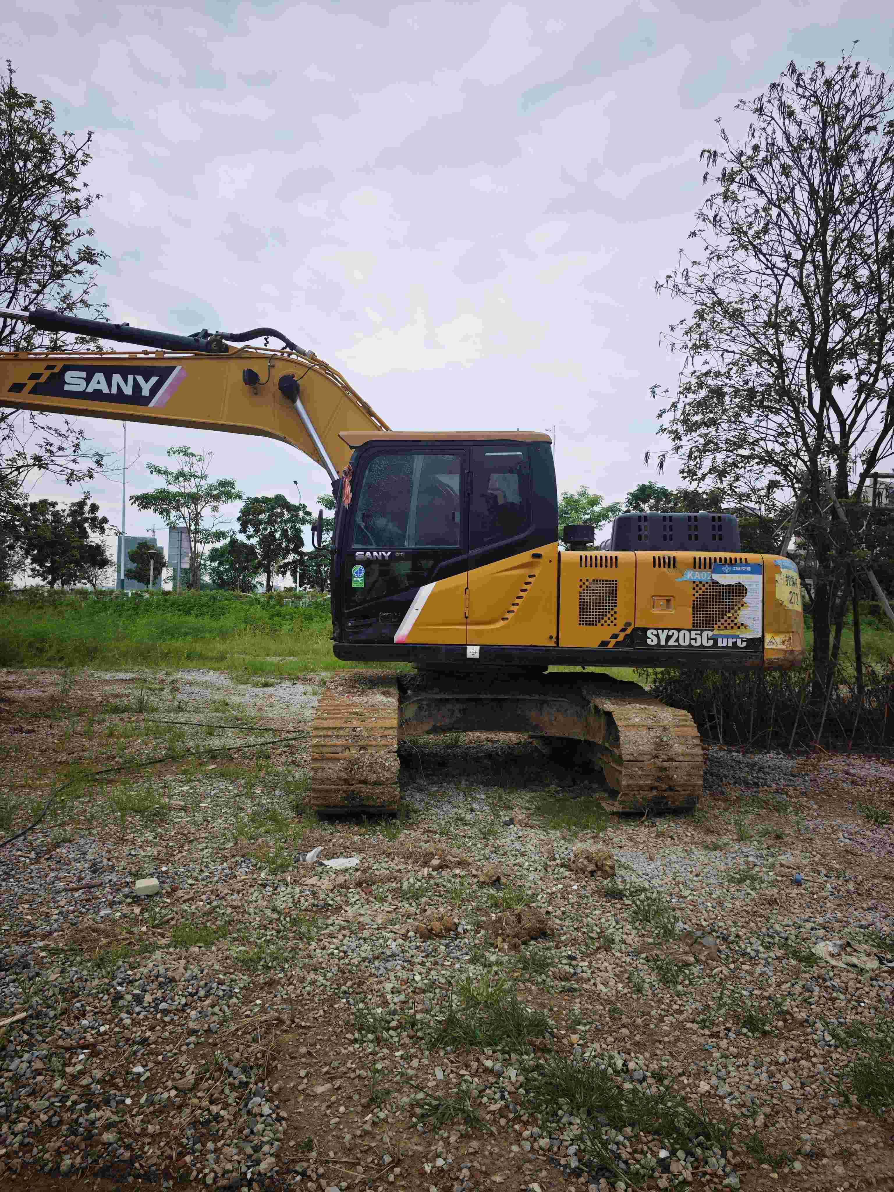 Buy Sany 205C-8 Used Excavator / 9