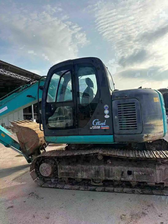 Buy Kobelco Used Excavator / 1