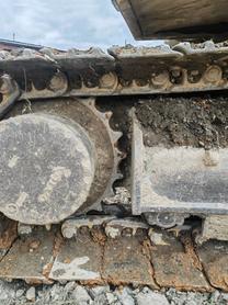 Buy Volvo 210D Used Excavator / 5 Buy Volvo 210D Used Excavator / 5