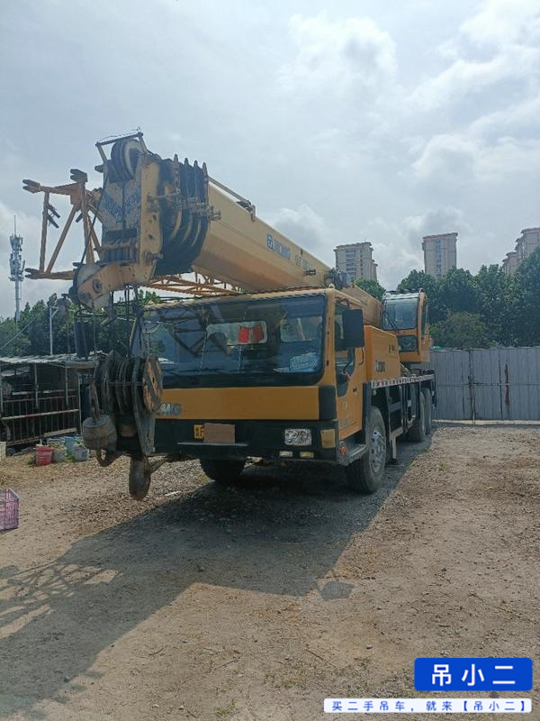 Buy XCMG 30K5 Used Crane / 2