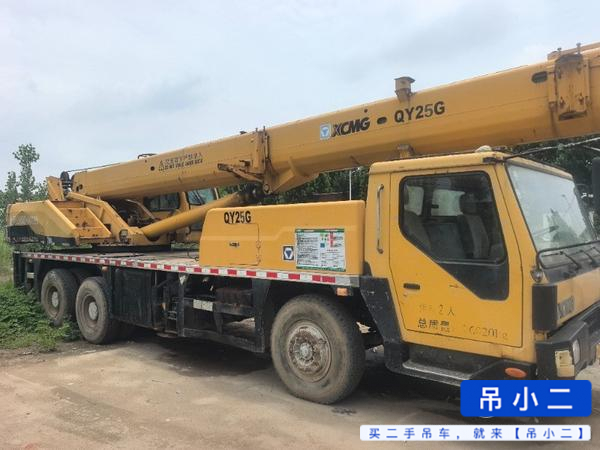 Buy XCMG QY20G Used Crane / 3