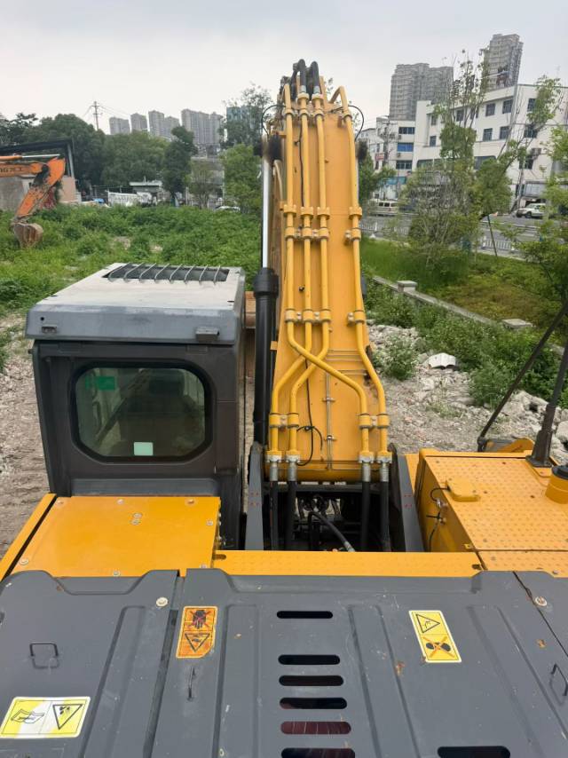 Buy XCMG XE380GK Used Excavator / 2