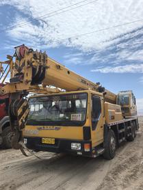 Buy XCMG QY20G Used Crane / 8 Buy XCMG QY20G Used Crane / 8