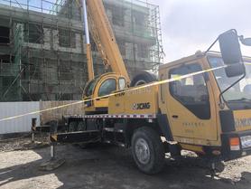 Buy XCMG QY20G Used Crane / 5 Buy XCMG QY20G Used Crane / 5