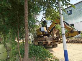 Buy XCMG XE60WA Used Excavator / 2 Buy XCMG XE60WA Used Excavator / 2