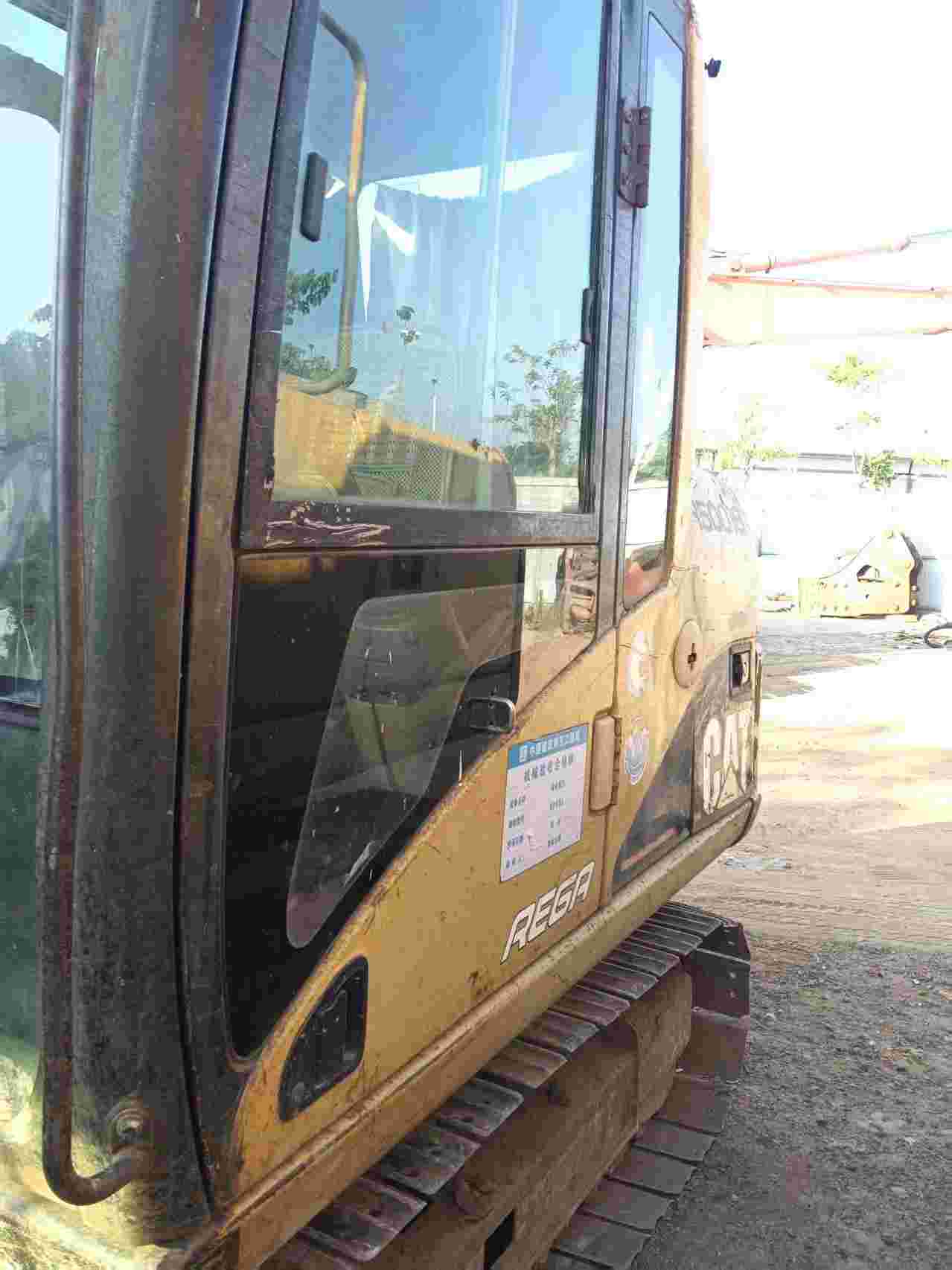 Buy Caterpillar 307E Used Excavator / 8
