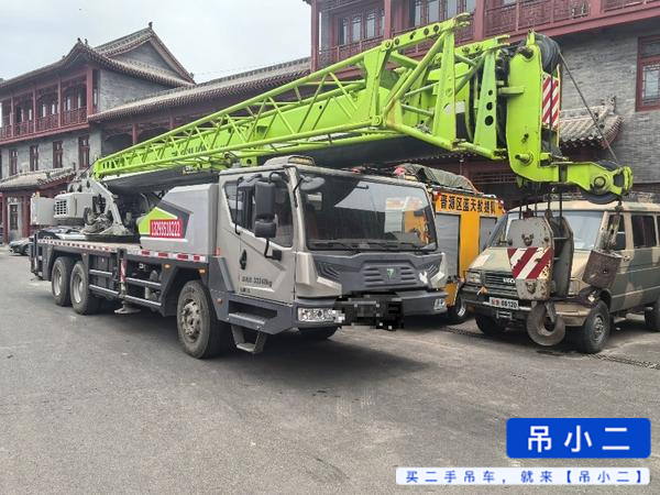Comprar Zoomlion ZTC251VE562 Usado Grúa