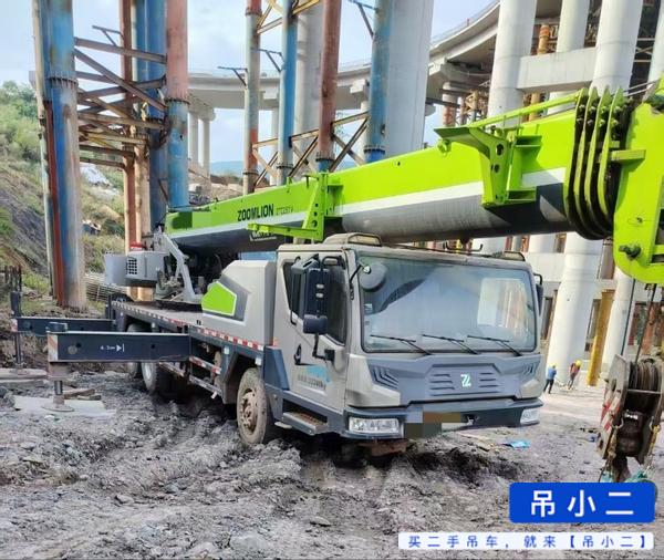 شراء Zoomlion ZTC251VE562 مستعمل رافعة