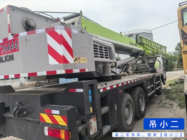 Compre Guindaste Zoomlion ZTC251VE562 Usado / 4