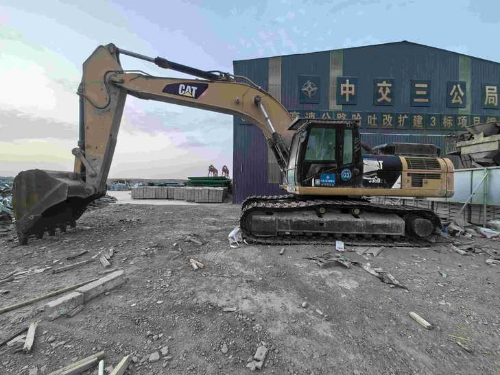 Buy Caterpillar 336DL Used Excavator / 1