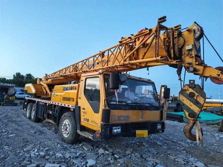 Buy XCMG QY20G.5 Used Crane / 1