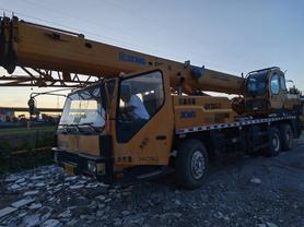 Buy XCMG QY20G.5 Used Crane / 2 Buy XCMG QY20G.5 Used Crane / 2