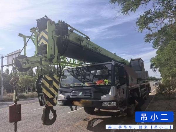 Compre Guindaste Zoomlion ZTC500 Usado / 2